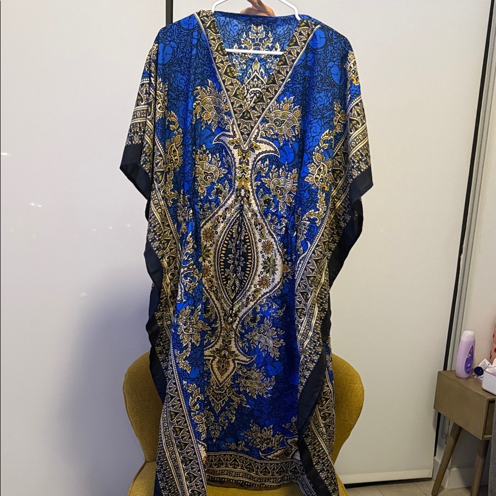 Elegant Blue and Gold Kaftan
